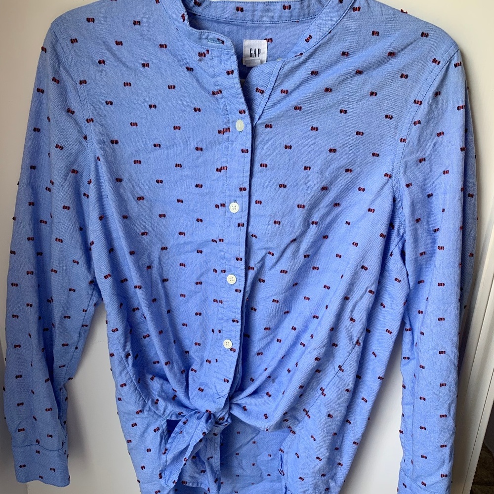 GAP Button Down & Front Tie